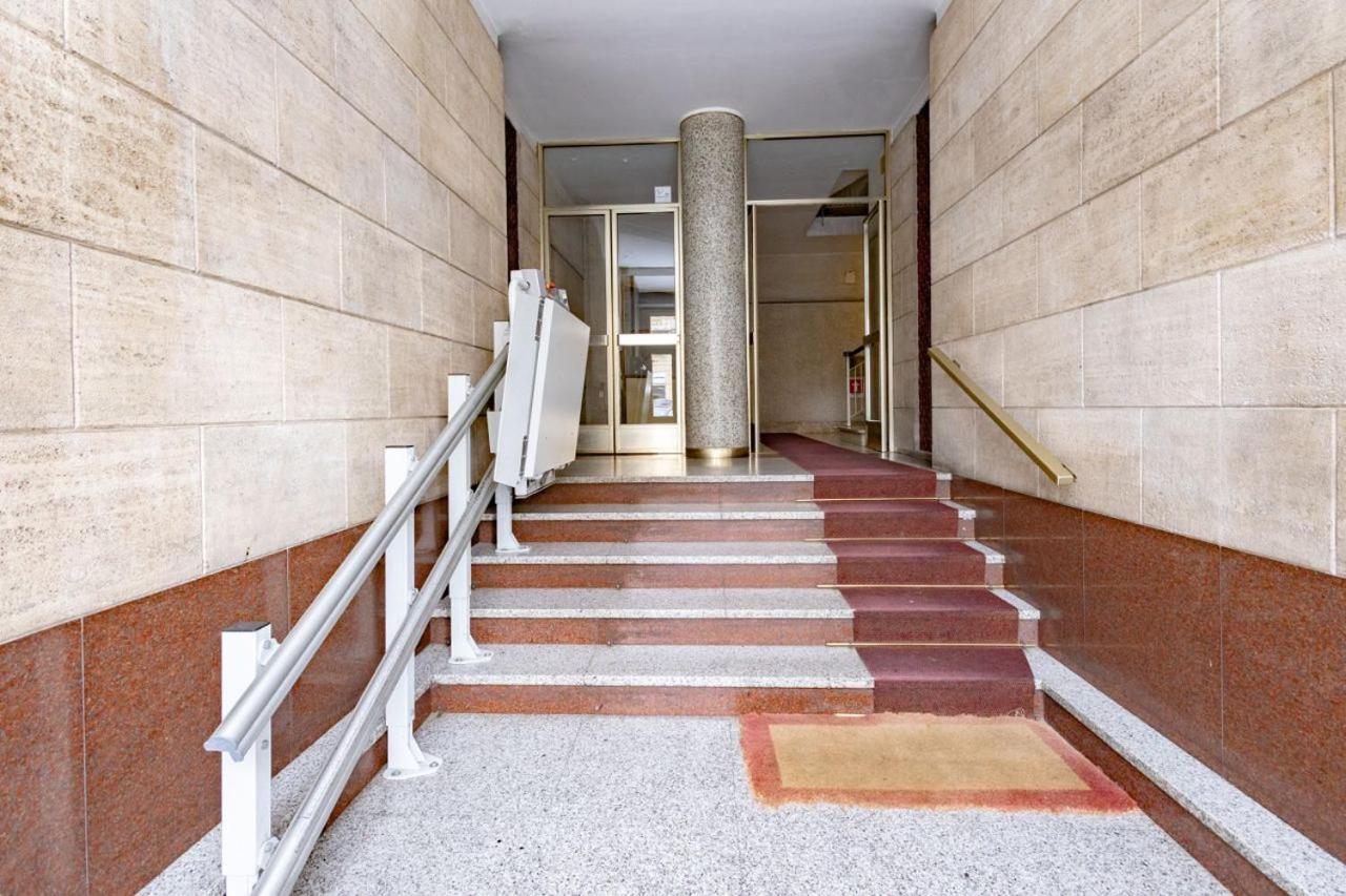 Dolce Casa Di Sve Vicino La Stazione Appartement Genua Buitenkant foto