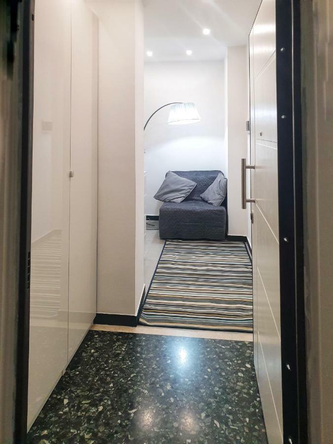 Dolce Casa Di Sve Vicino La Stazione Appartement Genua Buitenkant foto